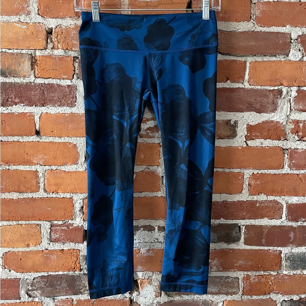 Lululemon sz. 4 cropped print leggings